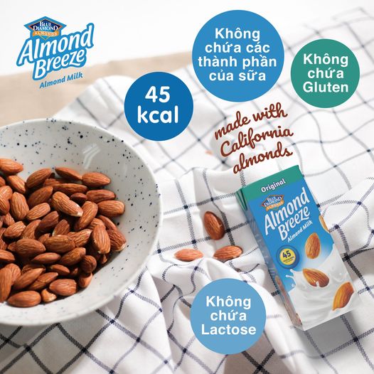 Sữa hạt hạnh nhân Almond Breeze Nguyên Chất lốc 3 hộp x180ml